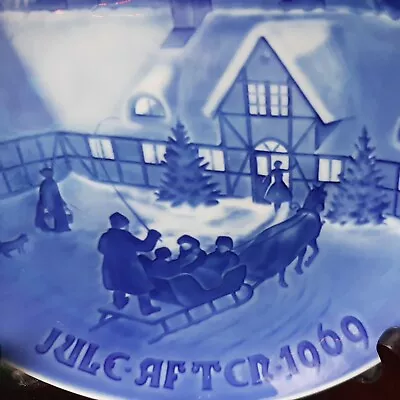 B&G 'Til Jul I Praestegarden' Arrival Of Christmas Guests 1969 Decorative Plate  • $8