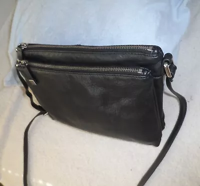Margot Black Leather Crossbody Messenger Zipper 2 Compartment Small Bag 10.5x9x2 • $17.90