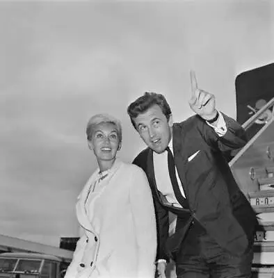 British Journalist David Frost With Actress Janette Scott 1960s OLD PHOTO • £5.27