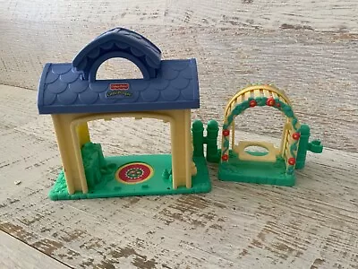 Fisher Price Little People Garden House & Swing Play Set 2002  • $18.90