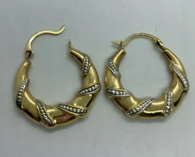 9ct YELLOW & WHITE GOLD STRIPED EMBOSSED CREOLE HOOP EARRINGS JE195-2 • £62.99