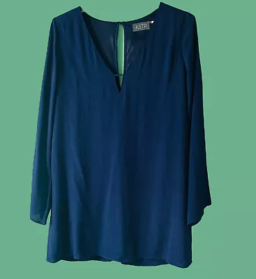 $39.99 • Buy ASTR The Label Womens Deep V Neck Long Bell Sleeve Crepe Mini Dress Size S Navy