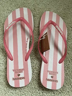 NWT Victoria’s Secret Flip Flops 9/10 • $14.99