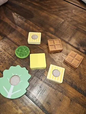 7 MELISSA AND DOUG Pretend Play Replacement Food Pieces • $9.99