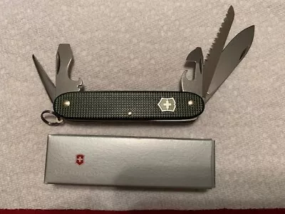 Victorinox Farmer Alox Olive 0.8241.79RO Box L@@K  • $80