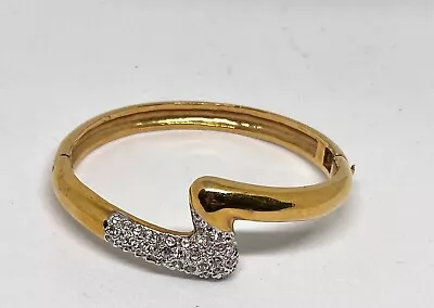Vintage 80's Yellow Gold Plate Crystal Rhinestone Hinged Bangle Bracelet • $1.99