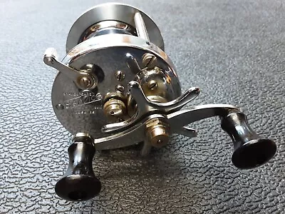 Shakespeare Service 1944 GE Level Wind Casting Reel W/ Free Spool And Star Drag • $9.99
