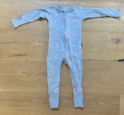 Bonds Wondersuit Stars Zippy Size 3 • $15