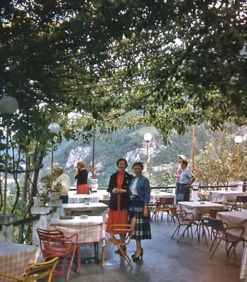 Vintage Stereo Realist Photo 3D Slide PICTURESQUE LUNCHEON PATIO • $4.95