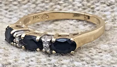 Vintage 14k Yellow Gold Onyx Diamond Ring Size 5.25 Stackable • $227.99