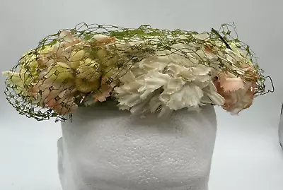 Vintage Womens Floral Pillbox Hat With Green Netting Faux Flowers • $25.49