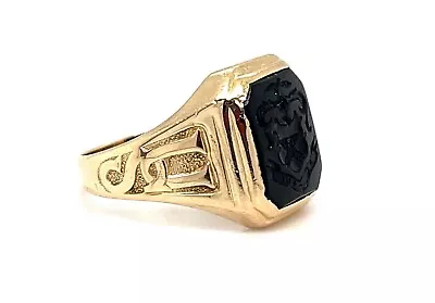 - Onyx Seal Signet Ring 14ct Yellow Gold • £560