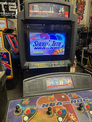 NBA SHOWTIME NBA On NBC ARCADE MACHINE By MIDWAY 1999 • $3689