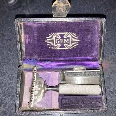 RARE Vintage GEM Safety Razor Set With Original Case • $15