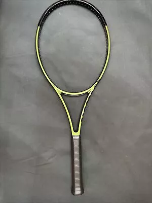 Wilson H22 Blade V8 18/20 4 3/8 Pro Stock Khachanov Stock • $599