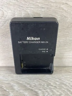 Genuine Original Nikon MH-24 Charger For EN-EL14 Battery D5200 D5300 P7800 P7100 • $11