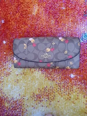 Coach Wallet Cards Banknotes Holder Coins   Multi Signature Cherry 🍒 Print  • £45