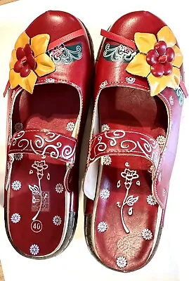 £5 • Buy Red Chinese Shoes/slip-on