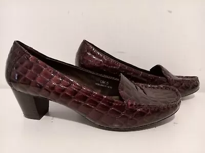 M&S Footglove Chestnut Wider Fit Leather Upper Heeled Slip-On Shoes Size 5 • £3.99