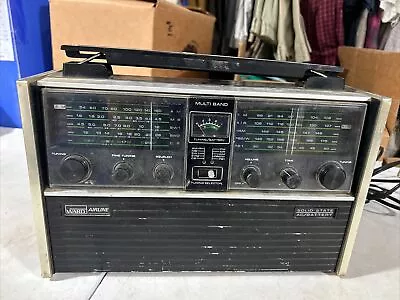 Montgomery Ward 1495A Silver Black Airline Gen Multi Band Radio Receiver • $50