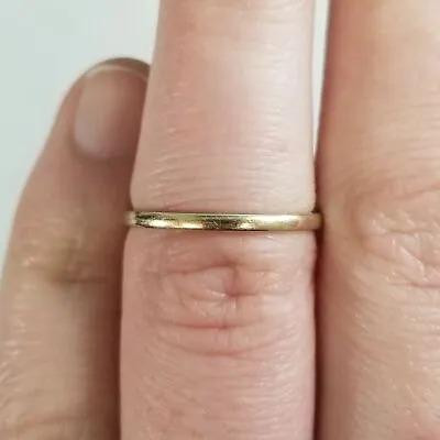 14K Yellow Gold Wedding Band Solid Simple 1.3mm Vintage Estate Size 6.5 • $179