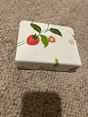 Vintage Mid Century Retro Napkin Holder W/ Strawberries. Molded Plastic • $5.50