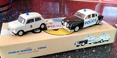 Durham 1/43 Scale DUR 1 - 1934 Chrysler Airflow 2-Dr Coupe Silver