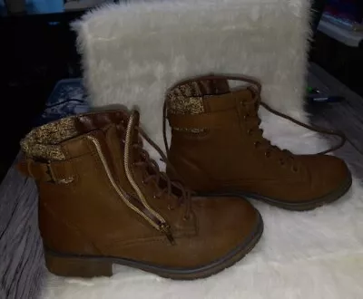 Rocketdog Boots Womens Size 4 Brown Thunder Graham Ankle Lace Up Military Style • $19.95