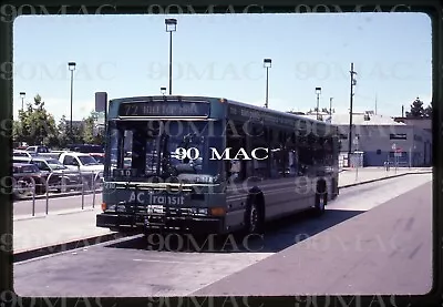 AC TRANSIT. NABI BUS #7210. Oakland (CA). Original Slide 2000. (D) • $7.99