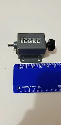 Vintage ENM Mechanical Counter - 5 Digit Right Hand Shaft.  Made In England. • $18.92