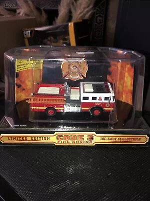 NEW CODE 3 COLLECTIBLES Philadelphia FIRE ENGINE 45 Box SEAGRAVE • £40.50