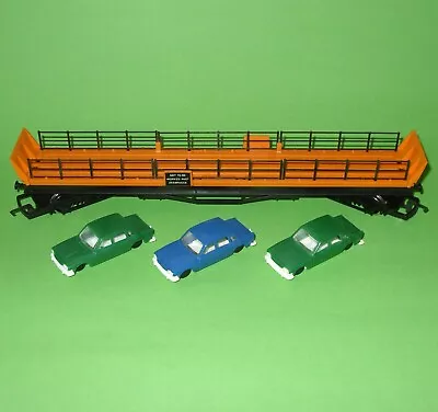 Hornby / R.126 LN-02 Car Transporter & 3 Triumph 2000 Cars • £19.99