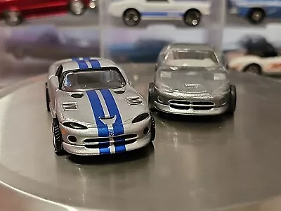 Matchbox Premiere Dodge Viper GTS 1/64 • $13