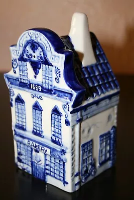 #051684 Delft Blue Bakery Moneybox Porcelain • $37