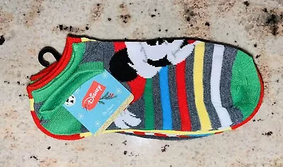 NWT Disney￼s Christmas￼ Socks Unisex Disney 6 Pairs Of Anklet Socks 4-10 Size • $16.99