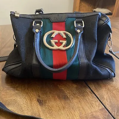 $150 • Buy GUCCI Black GG Line Striped Green Red  Purse Doctor Style Made In Italy