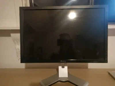 Dell P2213T 22 Inch Wide Screen LCD Computer Monitor - Black • $50
