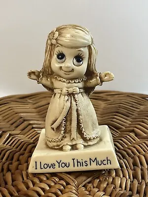 Vintage R & W Berries Co. 1976  I LOVE YOU THIS MUCH  Little Girl 5 1/2  • $9