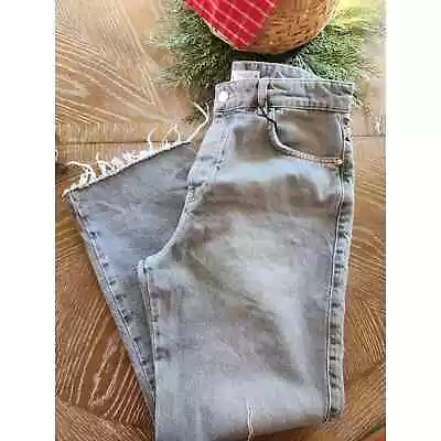 Zara Denim Raw Hem Jeans Size 8  • $25