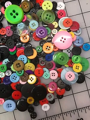 Craft Sewing Buttons Lot  200 Various Sizes Types Colors Vintage/new • $11.99