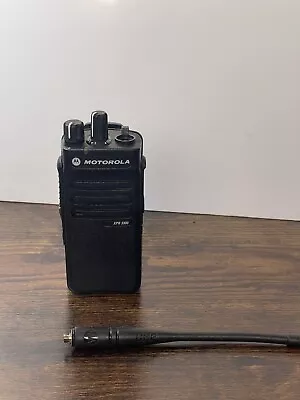 Motorola XPR3300 AAH02RDC9JA2AN MOTOTRBO UHF Radio Read Description • $97