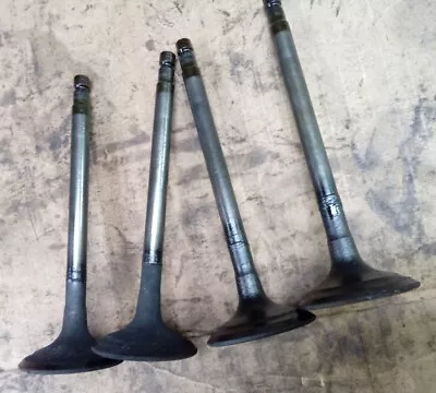 89-90 Nissan S13 240sx Ka24e Exhaust Valves D21 • $38.99