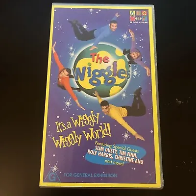 The Wiggles - It's A Wiggly Wiggly World (VHS 2000) Cassette ABC PAL • $14.99