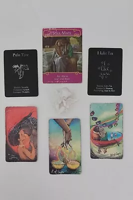 Love Tarot Reading • £8