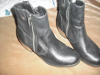 Women's Missoni By Target Black Ankle Boots With Zippers Size 7 • $10