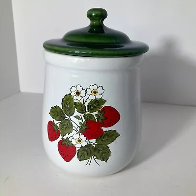 Vintage 70s McCoy USA Strawberry Daisy Canister Jar Country Farmhouse 5 X 7.5 W • $34.20