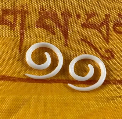 £3.50 • Buy Organic Spiral Bone Taper Expander Ear Stretcher Plugs 10G 2.4MM PAIR