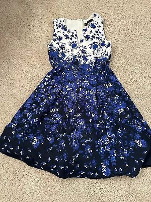 Leslie Fay  Women Blue Floral Fit N Flare Dress Size 6 • $12