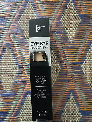 It Cosmetics Bye Bye Under Eye Full-Coverage Concealer In Light 10.5 C FULL SIZE • $17.80