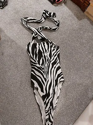 £2.50 • Buy Prettylittlething Mono Zebra Print Ribbed Halter Neck Body Suit Size 6